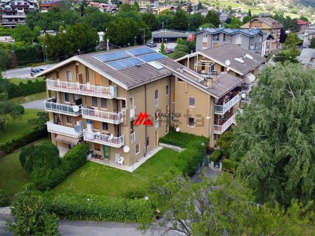 Appartamento in vendita di 73 m² in Frazione Saint Maurice, 202