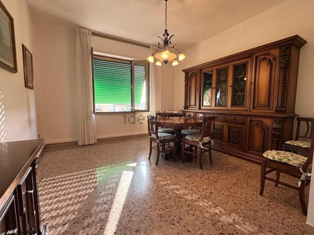 Appartamento in vendita di 73 m² in Via U. Dini, 10