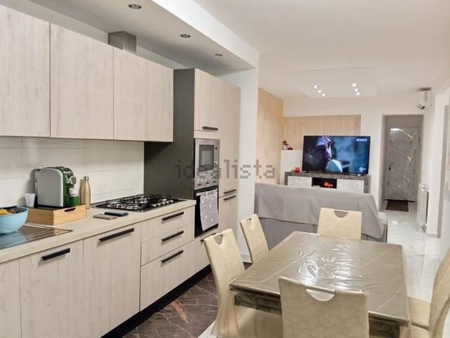 Appartamento in vendita di 73 m² in Via Umberto I, 208