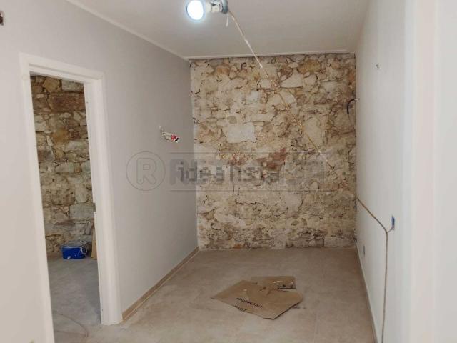 Appartamento in vendita di 73 m² in Via Bacchilide, 74