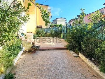 Appartamento in vendita di 73 m² in Via Bologna, 2000