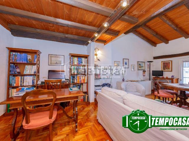 Appartamento in vendita di 73 m² in Via Campagna, 5