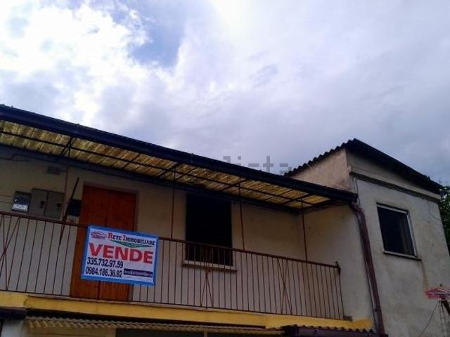Appartamento in vendita di 73 m² in Via D&apos Amico, 123