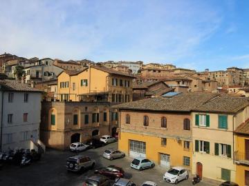 Appartamento in vendita di 73 m² in Via di Mezzo, 53100