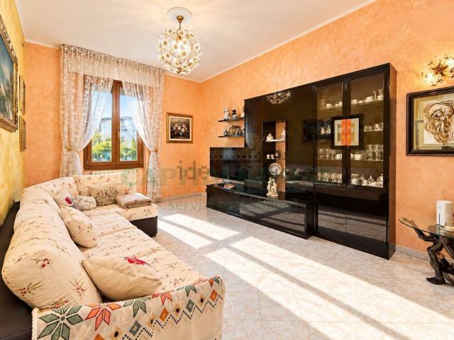 Appartamento in vendita di 73 m² in Via Genova