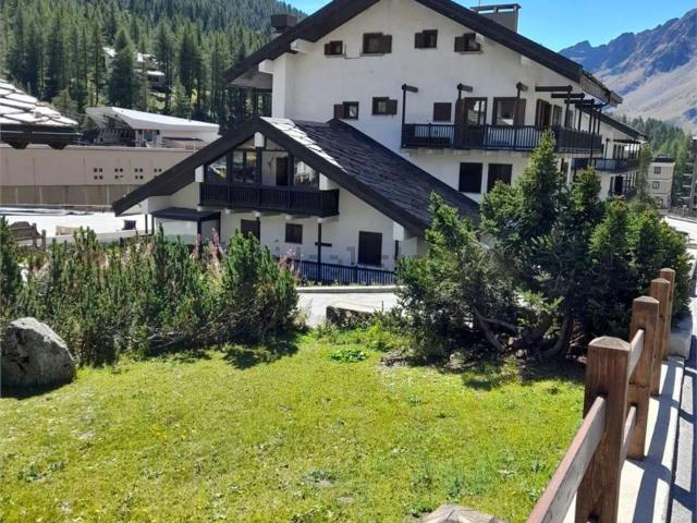 Appartamento in vendita di 73 m² in Via Giomein