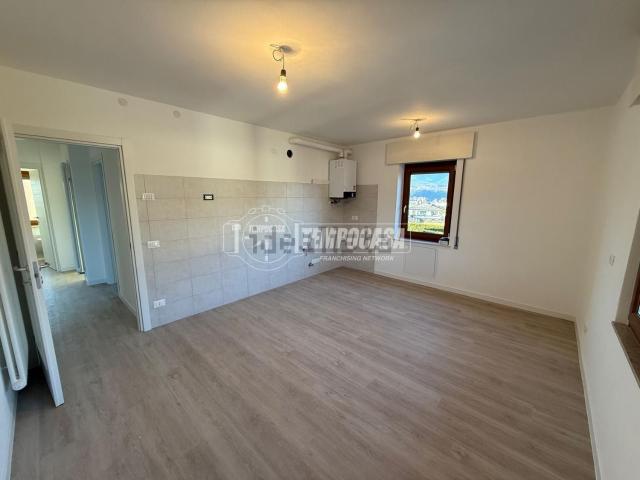 Appartamento in vendita di 73 m² in Via la Cal, 97