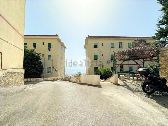 Appartamento in vendita di 73 m² in Via Petronio