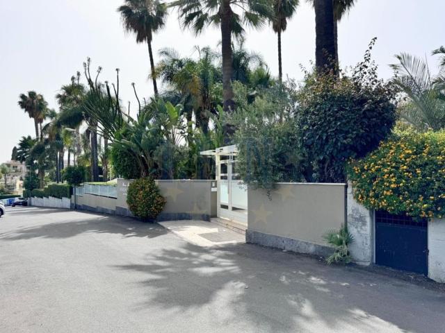 Appartamento in vendita di 73 m² in Via Polifemo