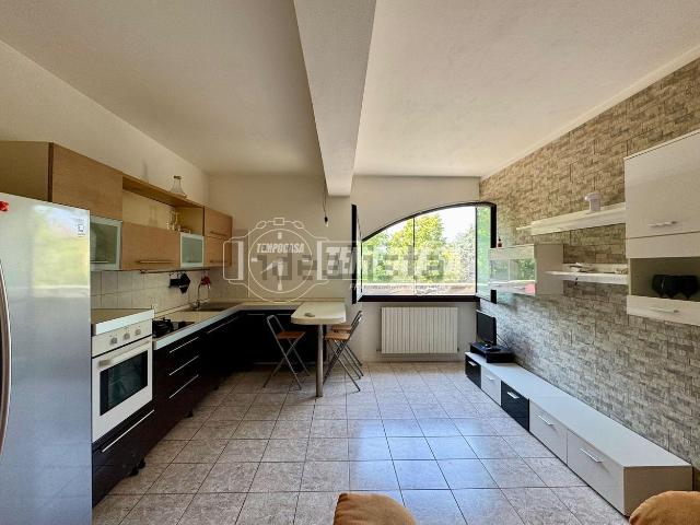 Appartamento in vendita di 73 m² in Via Ravarino Carpi, 168