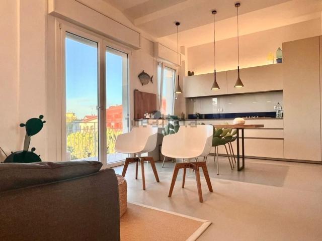 Appartamento in vendita di 73 m² in Viale Antonio Canova, 86