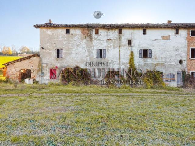 Appartamento in vendita di 700 m² in Via Claudia