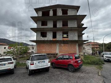 Appartamento in vendita di 700 m² in Via Roma