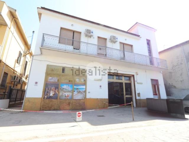 Appartamento in vendita di 70 m² in Corso Umberto I, 461