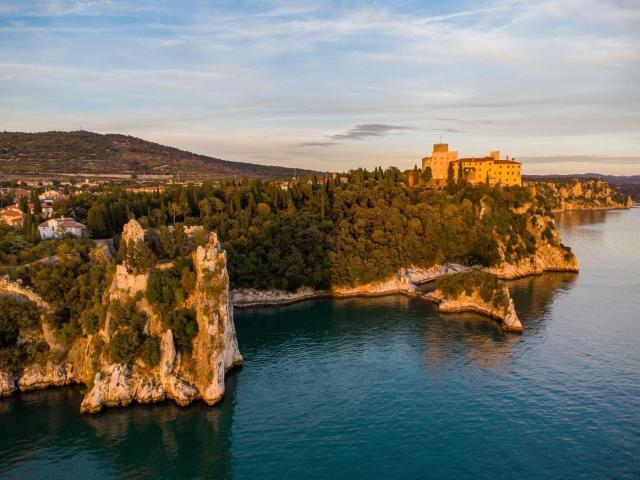 Appartamento in vendita di 70 m² in Frazione Duino, 69