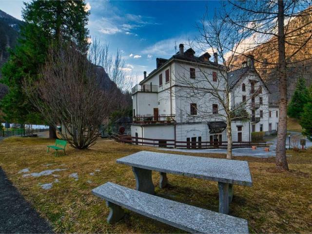 Appartamento in vendita di 70 m² in Frazione Rivasco