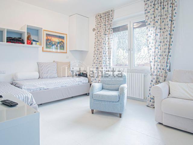 Appartamento in vendita di 70 m² in Lungomare Dante Alighieri