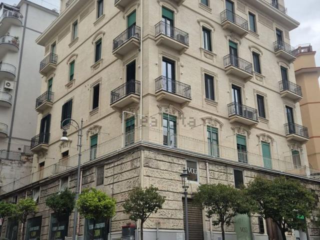 Appartamento in vendita di 70 m² in Piazza XXIV Maggio, 16