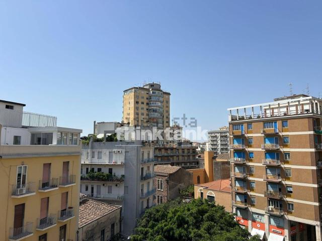 Appartamento in vendita di 70 m² in Piazza Corsica