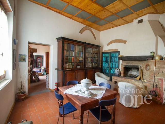 Appartamento in vendita di 140 m² in Via Chiesa Vecchia, 37