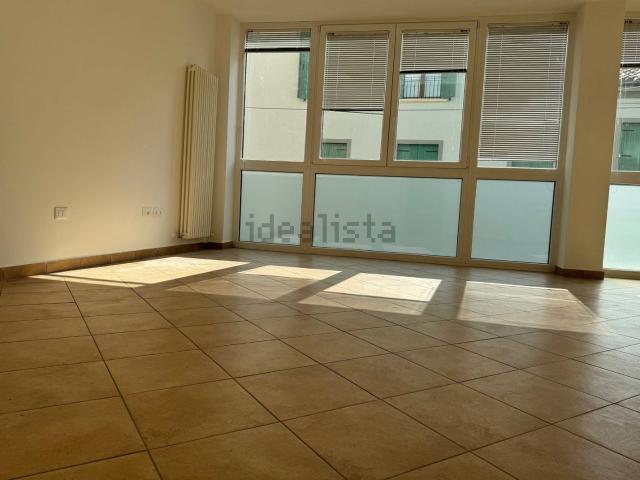 Appartamento in vendita di 70 m² in Piazza Giuseppe Garibaldi, 5