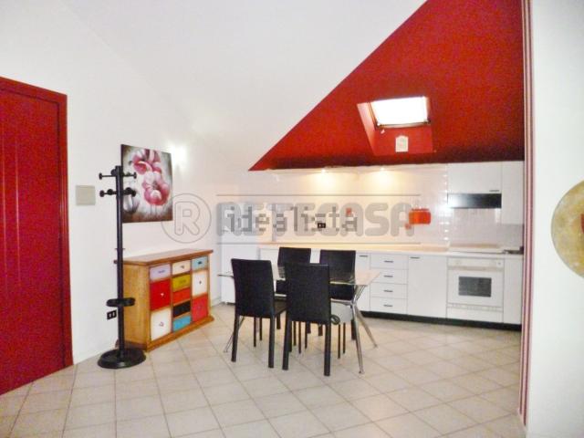 Appartamento in vendita di 70 m² in Piazza Regaù, 11