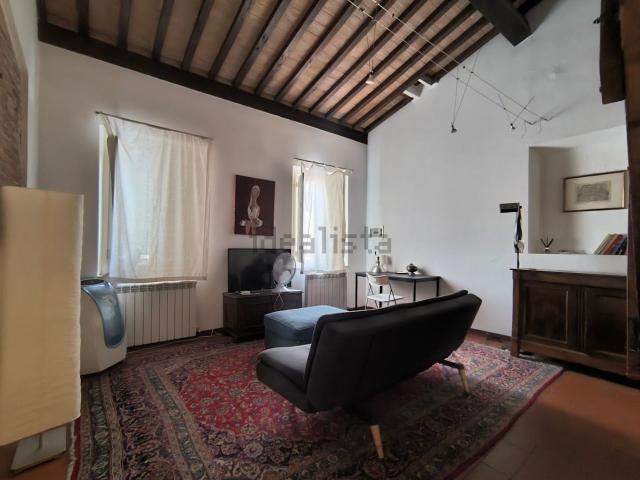 Appartamento in vendita di 70 m² in Piazza San Paolo All&apos Orto