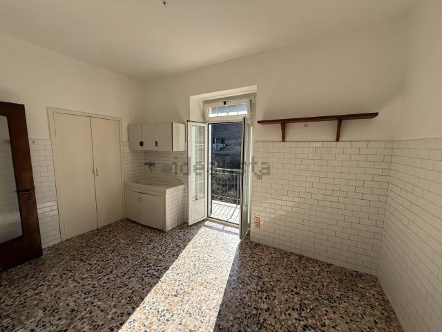 Appartamento in vendita di 70 m² in Piazza Squeri