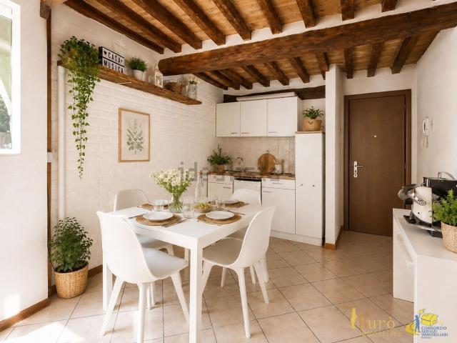 Appartamento in vendita di 70 m² in Strada Massimo D&apos Azeglio, 74