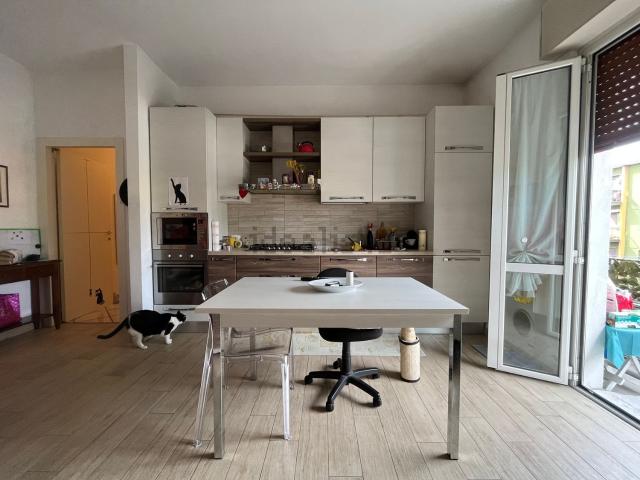 Appartamento in vendita di 70 m² in Via Temistocle Solera