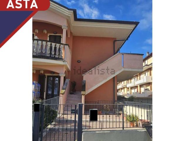 Appartamento in vendita di 70 m² in Via Tenaglie, 6