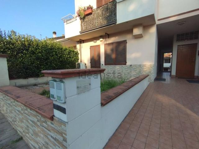 Appartamento in vendita di 70 m² in Via Tosco Romagnola Ovest, 10