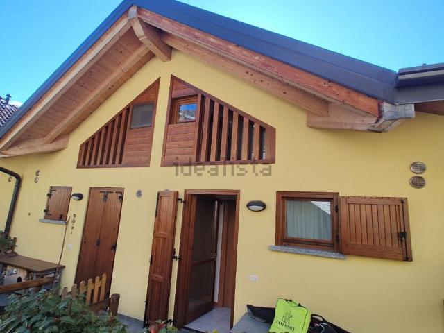 Appartamento in vendita di 70 m² in Via Valeriana