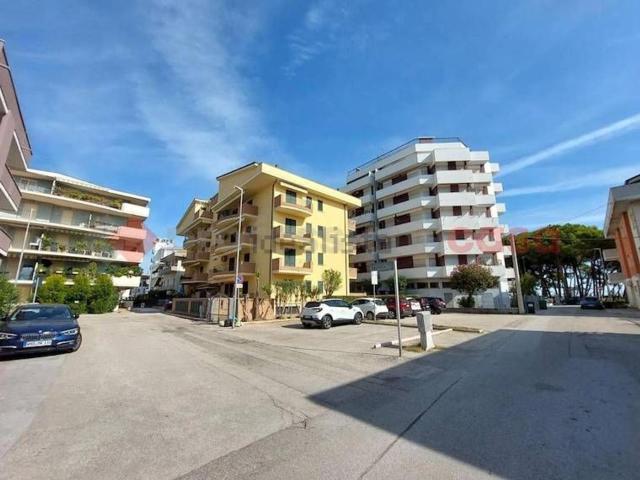 Appartamento in vendita di 70 m² in Via Versilia, 2