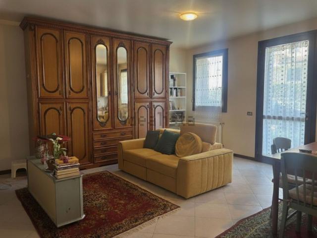 Appartamento in vendita di 70 m² in Via A. Canova