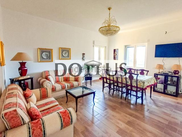 Appartamento in vendita di 70 m² in Via Angelo Zavarroni, 5