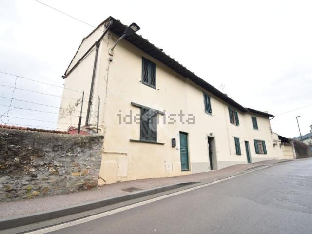 Appartamento in vendita di 70 m² in Via Benedetto Fortini, 93