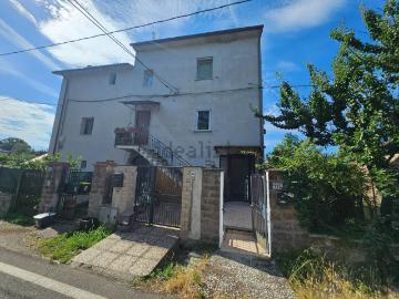 Appartamento in vendita di 70 m² in Via Blera, 215