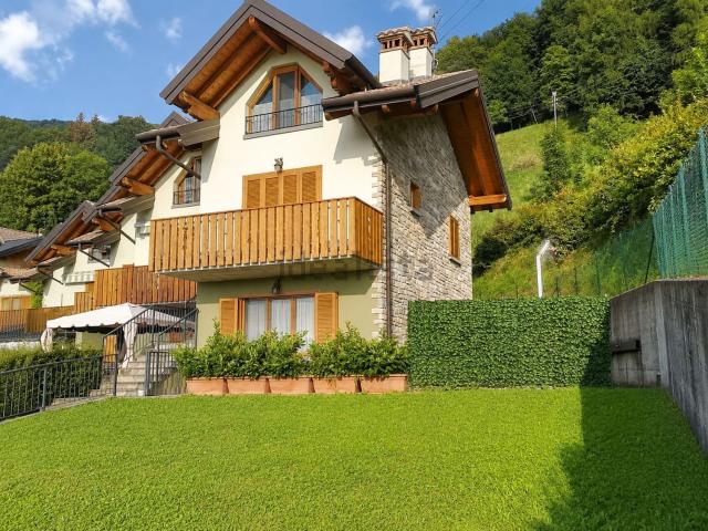 Appartamento in vendita di 70 m² in Via Cantul, 33