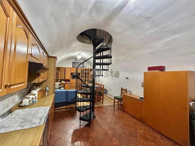 Appartamento in vendita di 70 m² in Via Castello, 27