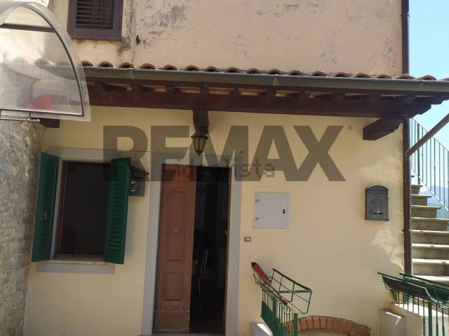 Appartamento in vendita di 70 m² in Via Centro Terrossola, 20