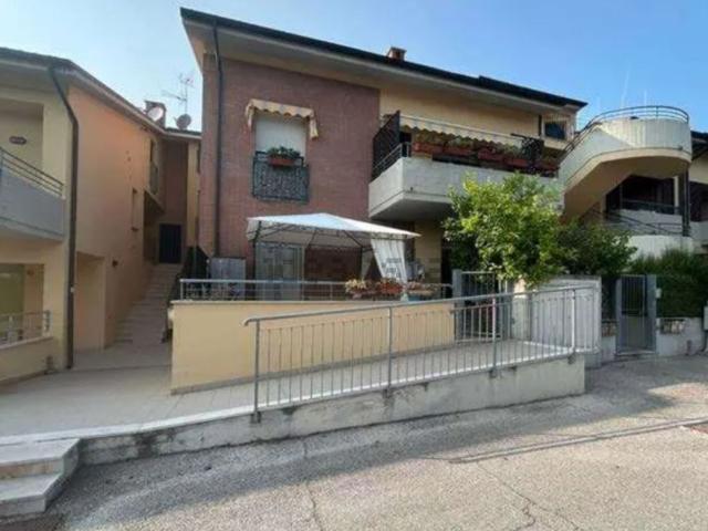 Appartamento in vendita di 70 m² in Via Cesare Battisti