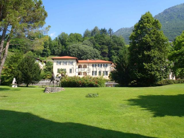 Appartamento in vendita di 70 m² in Via Cezza