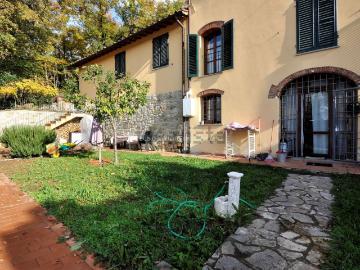 Appartamento in vendita di 70 m² in Via chiantigiana per il ferrone, 125