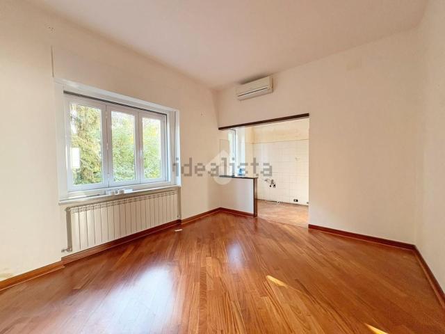 Appartamento in vendita di 70 m² in Via dei Giardini, 65