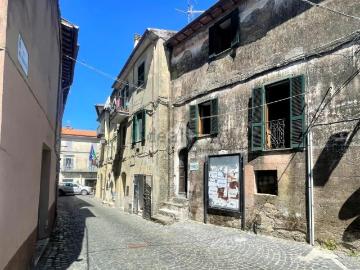 Appartamento in vendita di 70 m² in Via del Plebiscito, 11