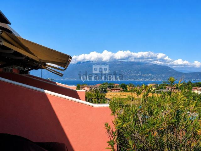 Appartamento in vendita di 70 m² in Via della Valle