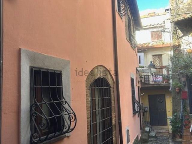 Appartamento in vendita di 70 m² in Via della Madonnella, 7