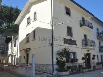 Appartamento in vendita di 70 m² in Via della Pineta