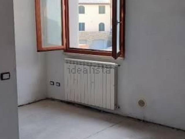 Appartamento in vendita di 70 m² in Via della Quercia